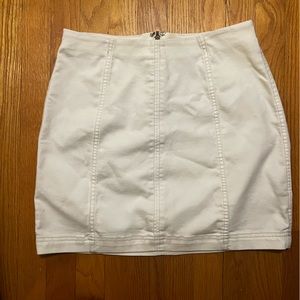 Free people white skirt size medium fits 8-10